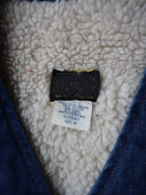 Load image into Gallery viewer, 1970&#39;s Wrangler Sherpa Lined No-Fault Denim Vest - M
