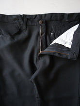 Load image into Gallery viewer, Wrangler Wrancher Pants - 34&quot;
