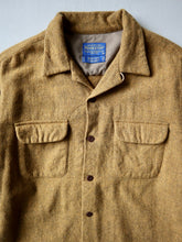 Load image into Gallery viewer, 1990s Pendleton Loop Collar Board Shirt - M
