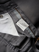 Load image into Gallery viewer, 1990s Levi's 519 Californian Twill Pants - 30"
