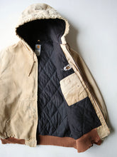 Load image into Gallery viewer, Distressed Carhartt Active Jacket - XXL
