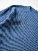 Load image into Gallery viewer, 1990s Waffle Thermal Long Sleeve - M
