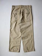 Load image into Gallery viewer, 1960s Euro Workwear Pants - 32"
