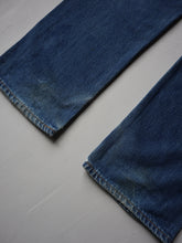 Load image into Gallery viewer, 1990s Levi's 501 Jeans - 29"
