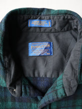 Load image into Gallery viewer, 1990s Pendleton Blackwatch Tartan Flannel Shirt - XL
