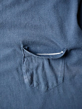 Load image into Gallery viewer, 1980s Fieldmaster Pocket Tee - M/L
