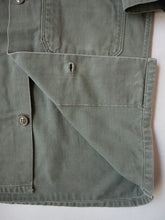 Load image into Gallery viewer, 1960s U.S Army OG-107 Short Sleeve Fatigue Shirt - XS
