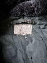 Load image into Gallery viewer, 1970s U.S Air Force N-3B Parka - L
