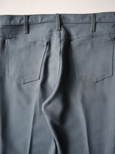 Load image into Gallery viewer, 1970s Levi's 517 Bootcut Pants - 34"
