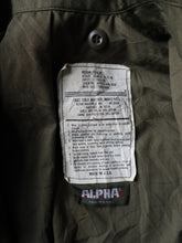 Load image into Gallery viewer, 1970s U.S Army M-65 Field Jacket - M
