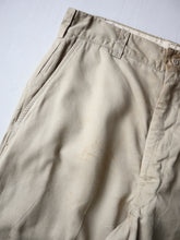 Load image into Gallery viewer, 1950s Distressed U.S Army Chino Pants - 30"
