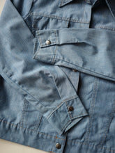 Load image into Gallery viewer, 1970s Levi's Women's Lightweight Denim Jacket - S
