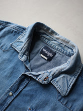 Load image into Gallery viewer, 1990&#39;s Distressed Wrangler Pearl Snap Chambray Shirt - 3XL
