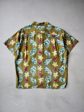 Load image into Gallery viewer, Scoop Boys Hawaiian Loop Collar Shirt - L
