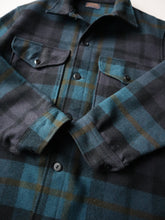 Load image into Gallery viewer, 1960s Pendleton Plaid Wool Jacket - L
