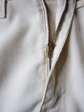 Load image into Gallery viewer, 1970&#39;s Levi&#39;s Sta-Prest Linen Feel Pants - 32&quot;
