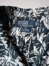 Load image into Gallery viewer, 1990s Polo Ralph Lauren Caldwell Loop Collar Shirt - L
