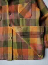 Load image into Gallery viewer, 1960s Holiday Sportswear Plaid Wool Loop Collar Shirt - M
