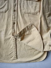 Load image into Gallery viewer, 1970&#39;s Woolrich Chamois Shirt - M
