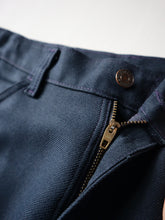 Load image into Gallery viewer, 1980s Levi's 517 Bootcut Pants - 35"
