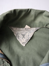 Load image into Gallery viewer, U.S Air Force Flight Jacket - L/XL
