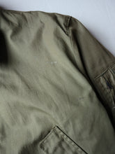 Load image into Gallery viewer, 1970s U.S Army Cold Weather CVC Tanker Jacket - L
