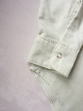 Load image into Gallery viewer, 1970s Van Heusen Vanopress Oxford Shirt - M
