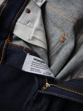 Load image into Gallery viewer, 1990&#39;s Wrangler Denim Bootcut Jeans - 33&quot;
