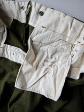Load image into Gallery viewer, 1950s Norwegian Army Wool Pleated Pants - 32"
