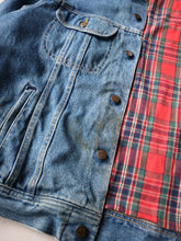 Load image into Gallery viewer, 1990s Lee Plaid Lined Denim Jacket - M

