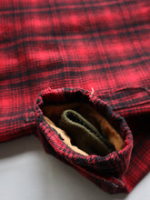 Load image into Gallery viewer, 1950s Woolrich Mackinaw Wool Cruiser Jacket - L
