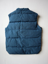Load image into Gallery viewer, 1980s Woolrich Down Vest - L
