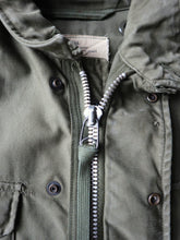 Load image into Gallery viewer, 1960s U.S Army M-51 Field Jacket  - S
