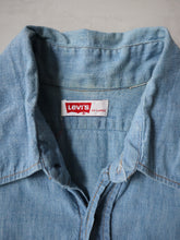 Load image into Gallery viewer, 1970s Levi&#39;s Orange Tab Chambray Shirt - XL
