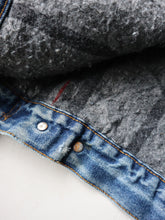 Load image into Gallery viewer, 1980s Levi's Blanket Lined Denim Jacket - M
