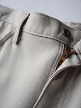 Load image into Gallery viewer, 1970&#39;s Levi&#39;s 517 Bootcut Pants - 37&quot;
