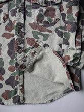 Load image into Gallery viewer, 1990s Duxbak Duck Camo Chamois Shirt - M
