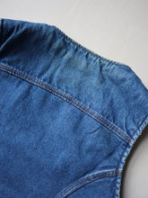 Load image into Gallery viewer, 1970s Wrangler Sherpa Lined Denim Vest - M
