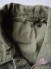 Load image into Gallery viewer, 1950s U.S Army M-51 Field Jacket - M
