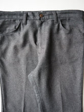 Load image into Gallery viewer, Wrangler Wrancher Bootcut Pants - 34"
