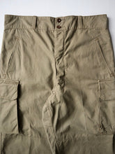 Load image into Gallery viewer, 1950s French Army M47 Cargo Pants - 36"
