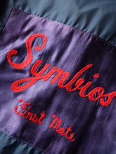 Load image into Gallery viewer, 1970s Aspen Skiwear Chainstitched Windbreaker - S/M
