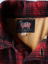 Load image into Gallery viewer, 1950s Woolrich Mackinaw Wool Cruiser Jacket - L
