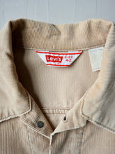 Load image into Gallery viewer, 1970s Levi's Corduroy Jacket - M
