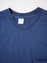 Load image into Gallery viewer, 1970&#39;s Poker Club T-Shirt - M
