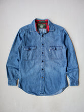 Load image into Gallery viewer, 1980s Levi's Chambray Shirt - S
