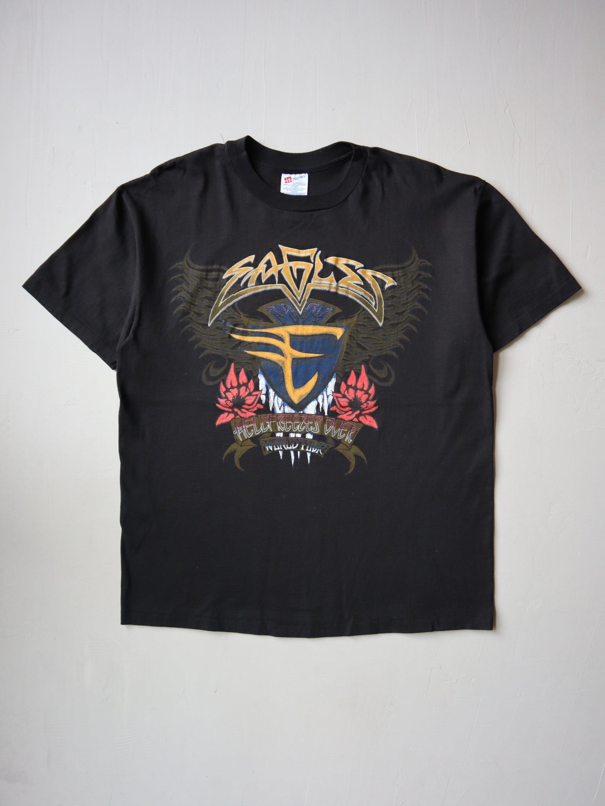 1990s The Eagles 'Hell Freezes Over' World Tour T-Shirt - L – LONG