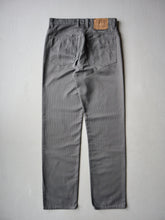 Load image into Gallery viewer, 1990s Levi's 519 Californian Twill Pants - 30"
