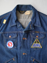Load image into Gallery viewer, 1970&#39;s Wrangler Farm Aid Cut-Off Vest - M
