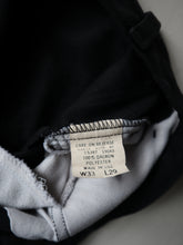 Load image into Gallery viewer, 1970s Levi's 517 Bootcut Pants - 32"
